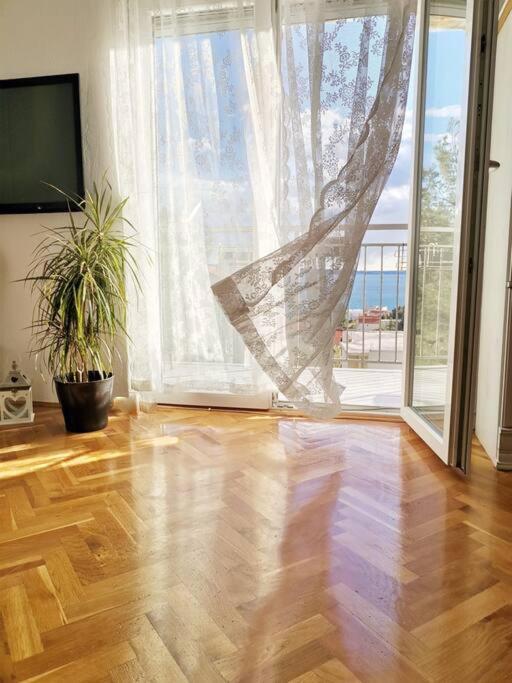 Apartman Pejic Podstrana Luaran gambar